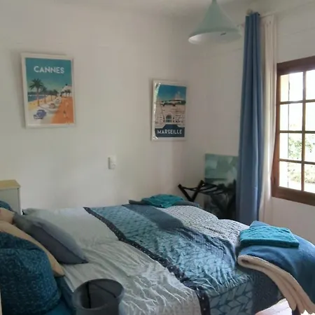 French Prive Calme En Bord De Riviere Holiday home